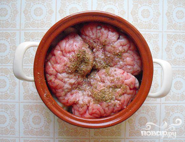 Рецепт приготовления говяжьего мозга. Мозги в горшочке.