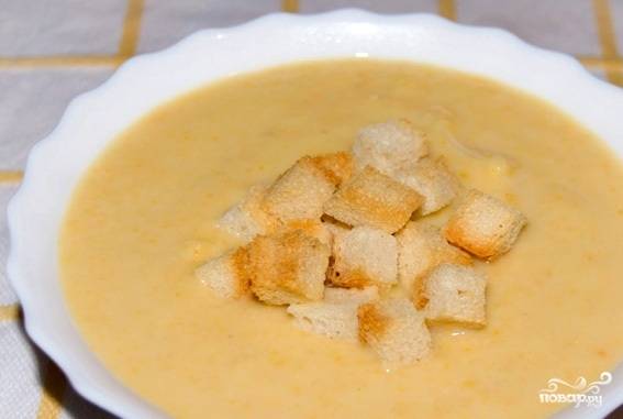 Классический суп-пюре из картофеля с чесноком