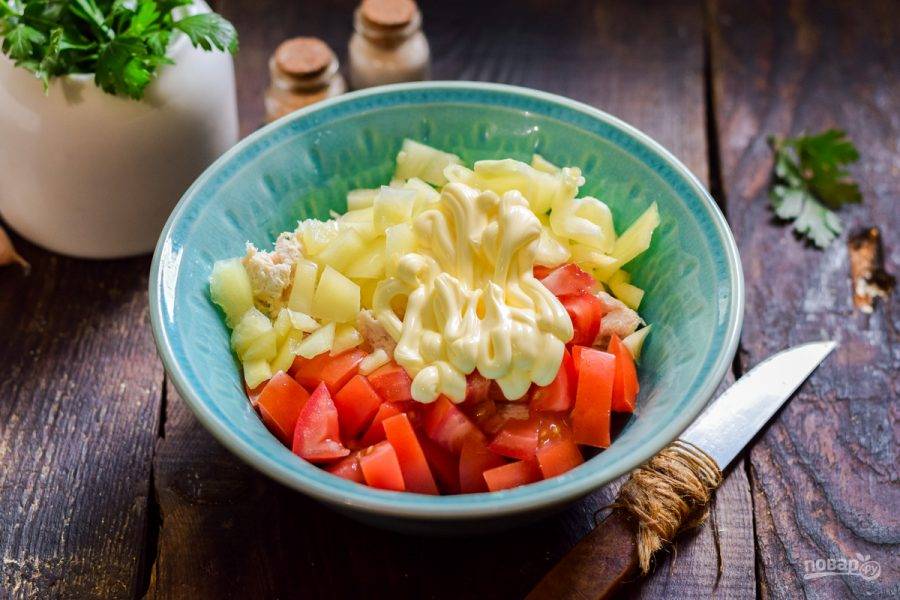 Салат с курицей и помидорами «Грегори» рецепт с фото блюда