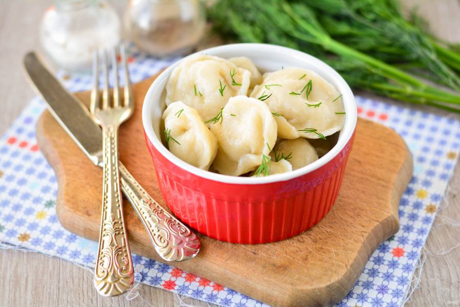 Пельмени с сыром и зеленью