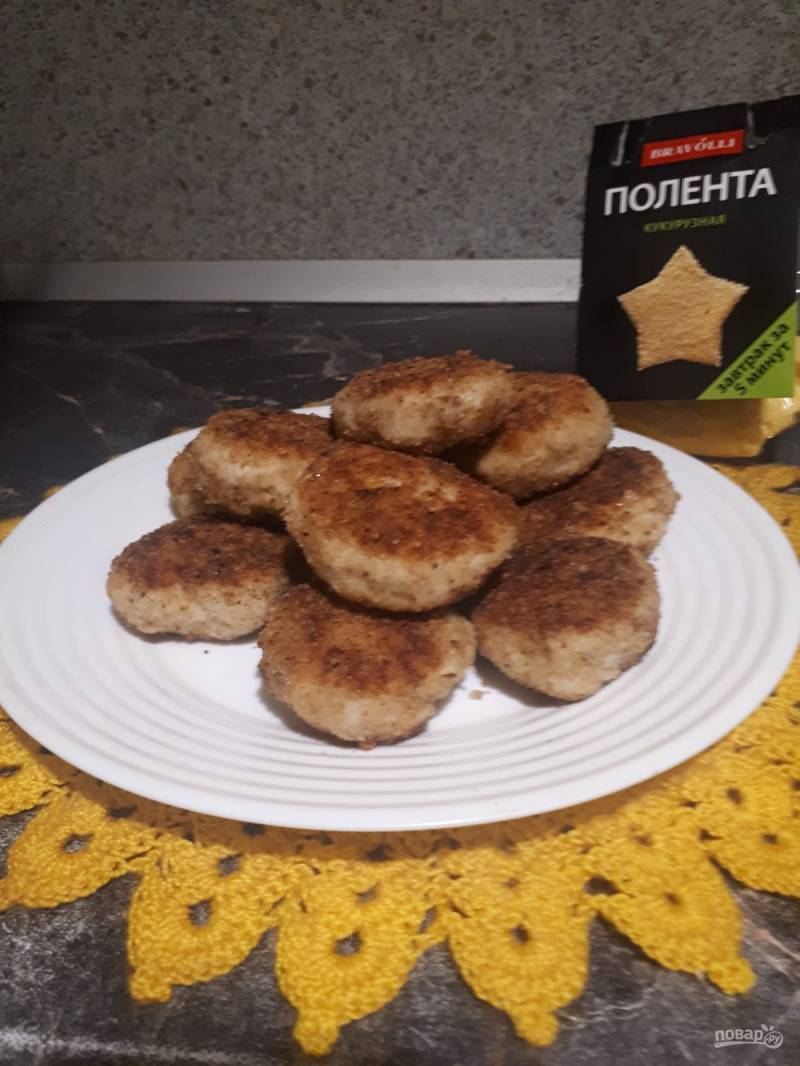Куриные котлеты с полентой "Bravolli"