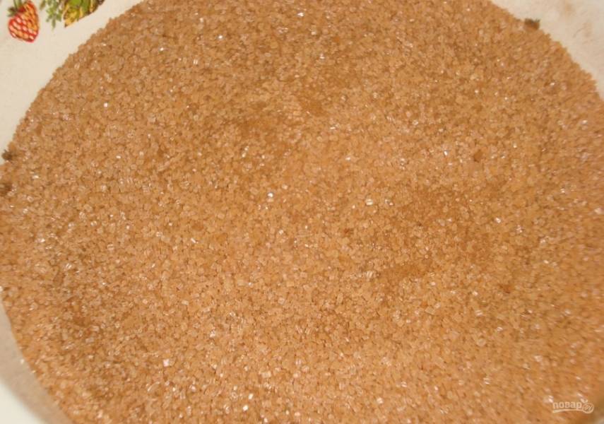 3.	В отдельной миске смешиваю сахарный песок и корицу.