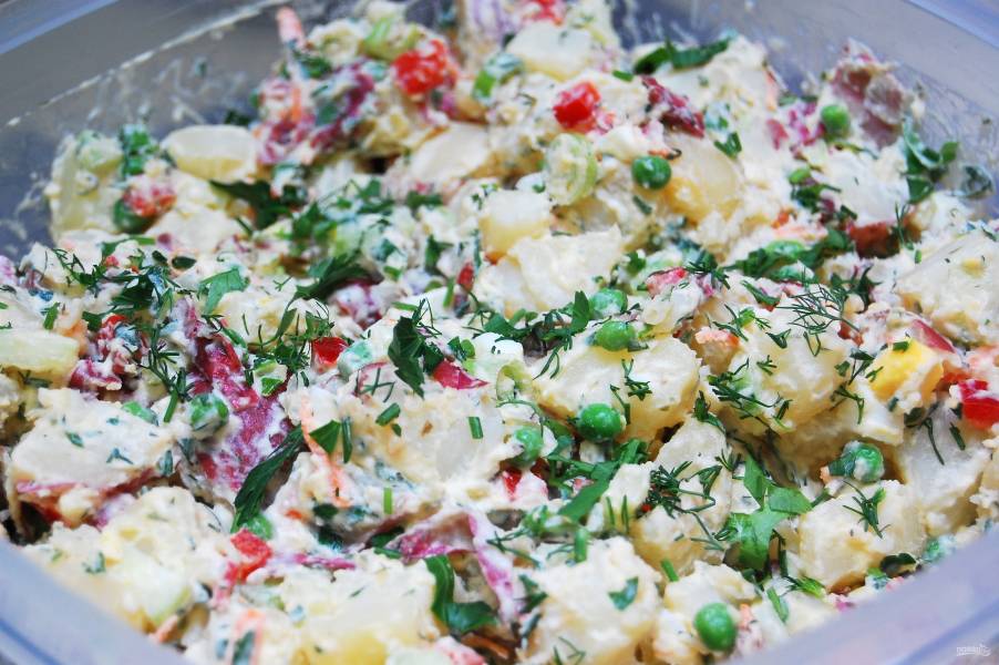 Картофельный салат с горошком