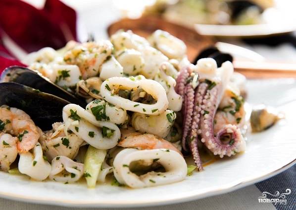 Салат морской - Пошаговый рецепт приготовления с фото - Салаты из морепродуктов - Салаты