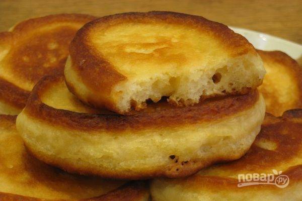 Оладьи на кефире пышные