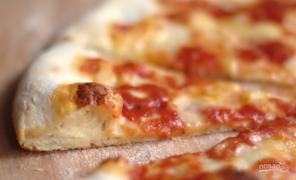 Итальянское тесто для пиццы на свежих дрожжах