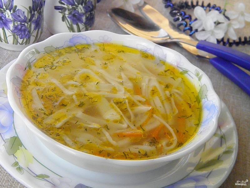 Вегетарианский суп с лапшой