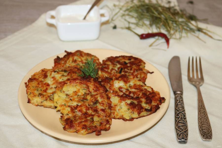 Картофельные драники с сыром в духовке — рецепт с фото пошагово