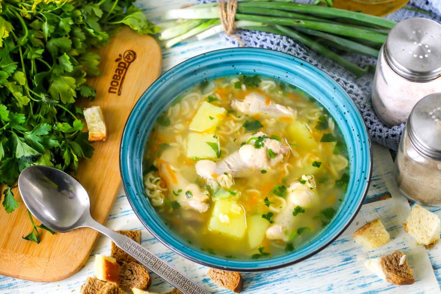 Суп куриный с лапшой и картошкой (kaa): рецепт