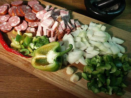 Джамбалайя — рецепт с фото пошагово. Как приготовить плов с колбасой?