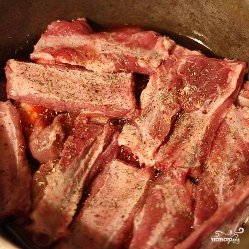 Набор продуктов для приготовления гречки со свиными ребрышками в мультиварке: