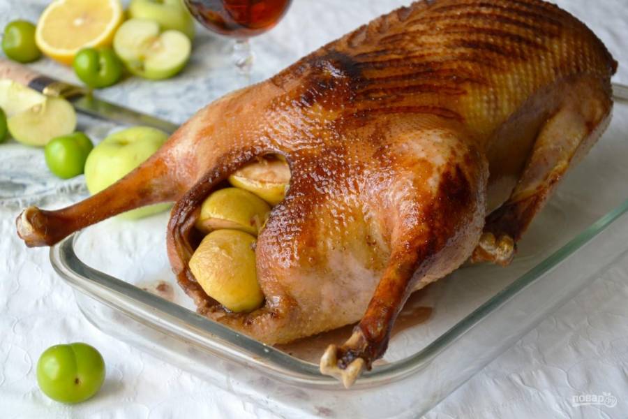 рецепт утки с яблоками и гречкой в рукаве в духовке | Дзен