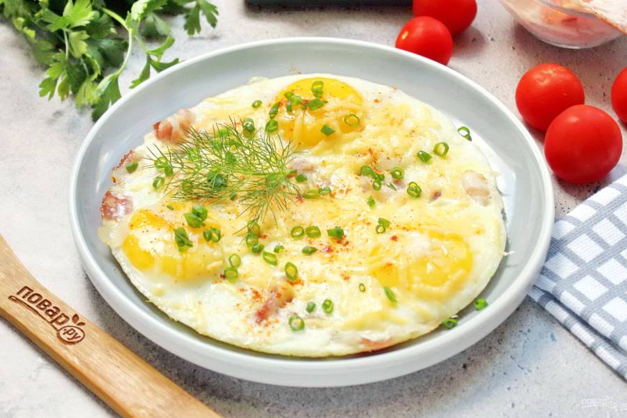 Порционная яичница в духовке с сыром: рецепт с фото пошагово | Меню недели