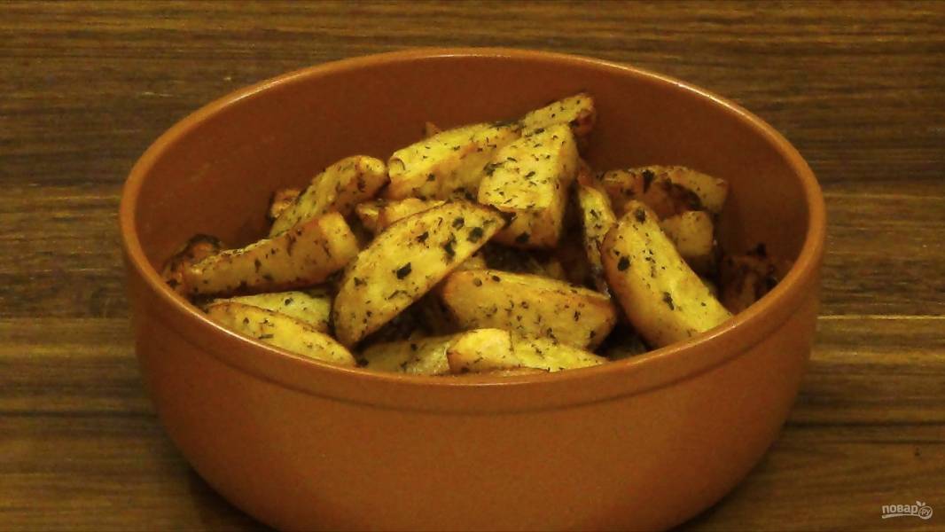 Молодая картошка в кожуре с укропом и чесноком — быстро, просто и вкусно