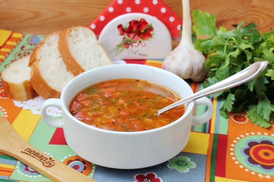 Чесночный суп с колбасой, рецепты с фото