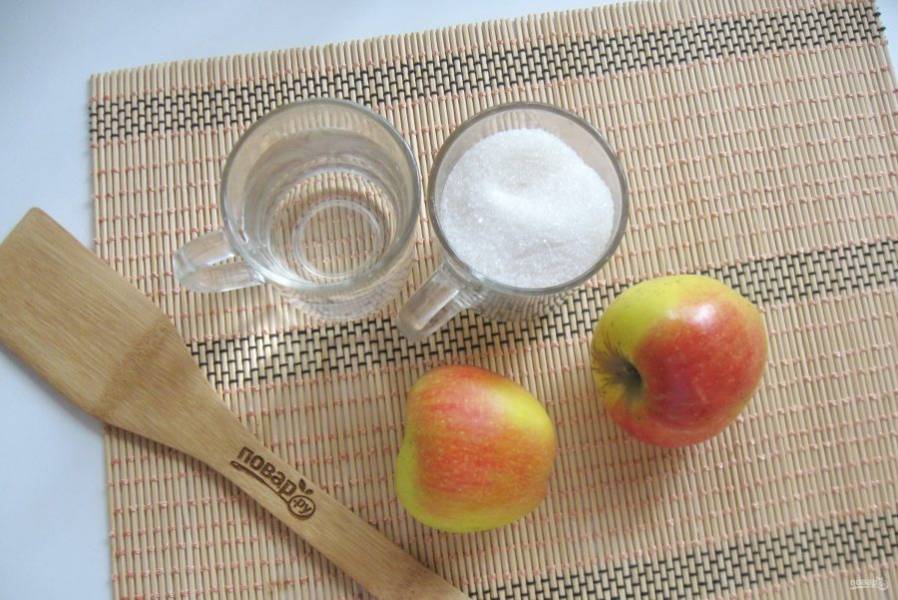 Возьмите яблоки, сахар и воду для приготовления сорбета.