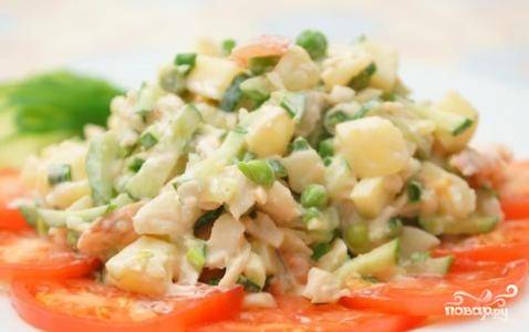 Рыбный салат с картофелем и луком