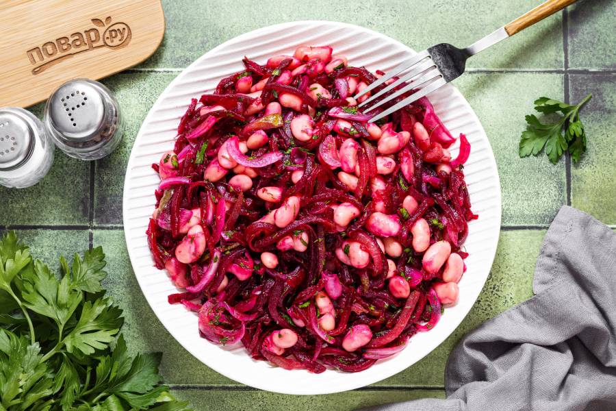Салат из свеклы и фасоли