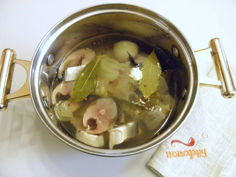 Как замариновать лук для селедки под шубой быстро и вкусно в домашних условиях и Маринованный лук в уксусе