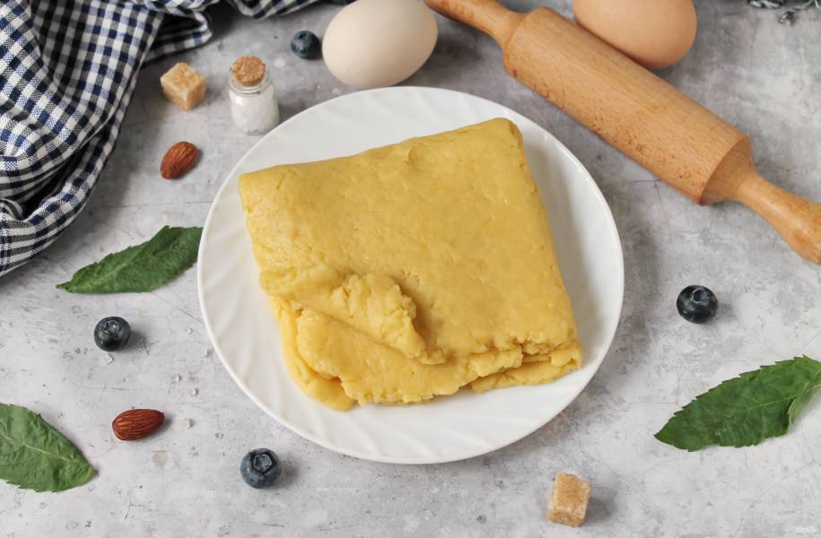 Как сделать по-настоящему вкусное слоёное тесто дома - Лайфхакер