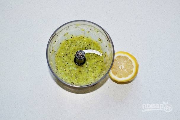 ШАШЛЫК ИЗ КУРИНЫХ НОЖЕК В МАРИНАДЕ ИЗ КИВИ
