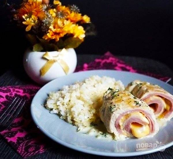 рулетики из свинины в сливочном соусе в духовке рецепт | Дзен