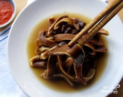 Китайская кухня: Закуска из ломтиков свиных ушей рецепт на Український Вок Шоп