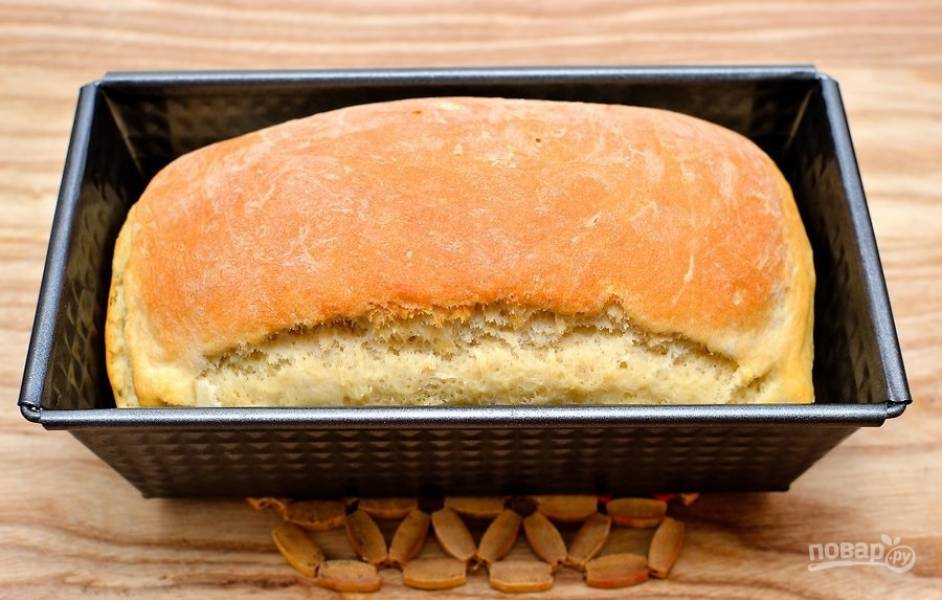 15.	Достаньте хлеб из духовки и оставьте в форме до остывания.