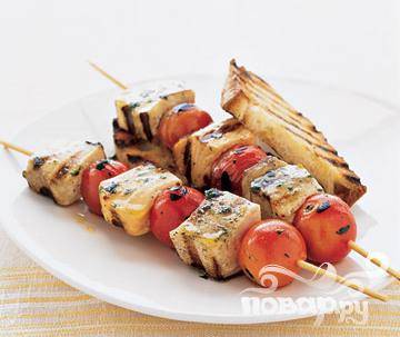 Шашлык из рыбы с помидорами черри