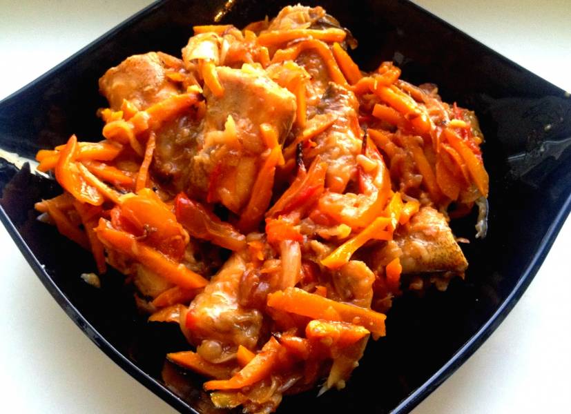 Щука, тушенная с морковью и луком - пошаговый рецепт с фото на slep-kostroma.ru