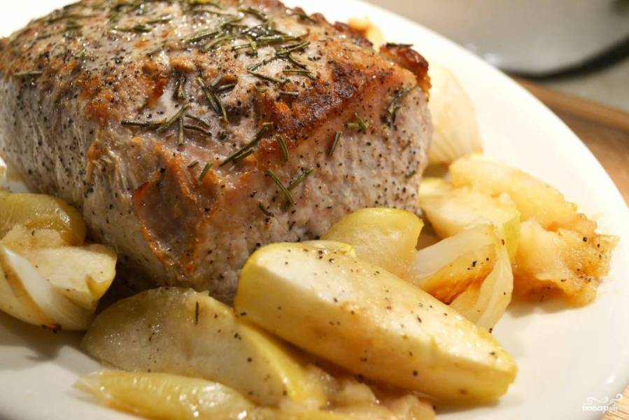 Вкусный Рецепт: Вареная говядина с картошкой и яблоком