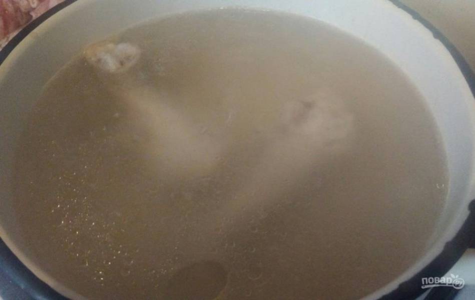 Куриный суп с пшеничной крупой