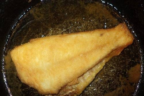 Жареная камбала - Пошаговый рецепт с фото. Вторые блюда. Блюда с рыбой и морепродуктами