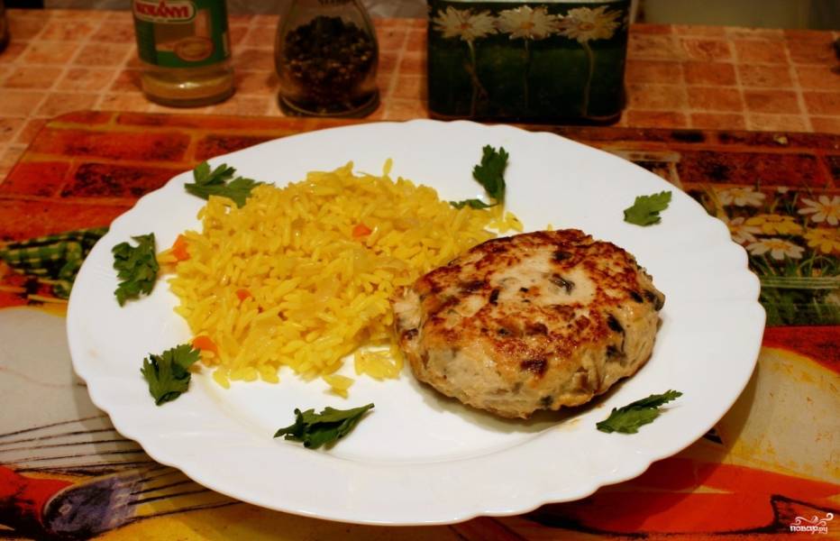 Куриные котлеты с грибами