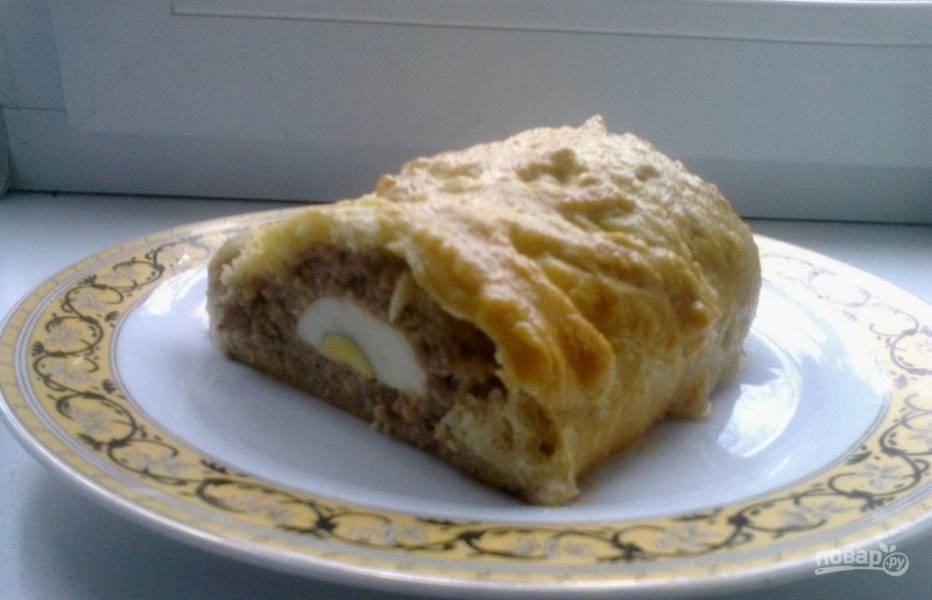 Аппетитный пирог с мясом из слоёного теста: готовим простое и вкусное блюдо