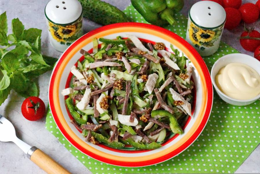Салат мясной ассорти
