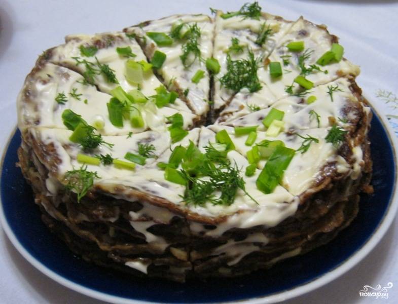 Печеночный торт с овощами и сыром