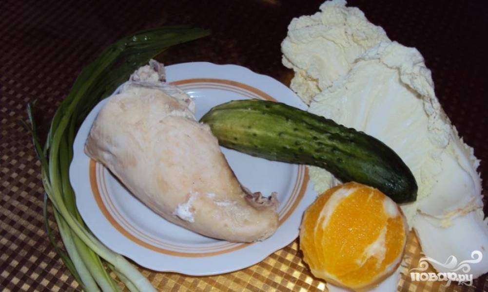 Теплый салат с куриной печенью и карамелизированной грушей