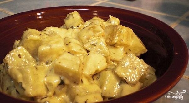 Картошка в чесночном соусе в духовке – пошаговый рецепт приготовления с фото