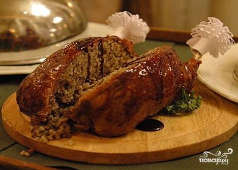 Курица фаршированная с гречкой в духовке рецепт с фото