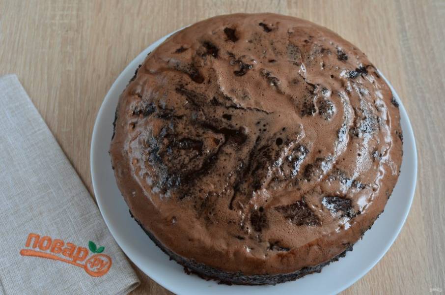 Шведский шоколадный торт, которым не захочется делиться - Лайфхакер