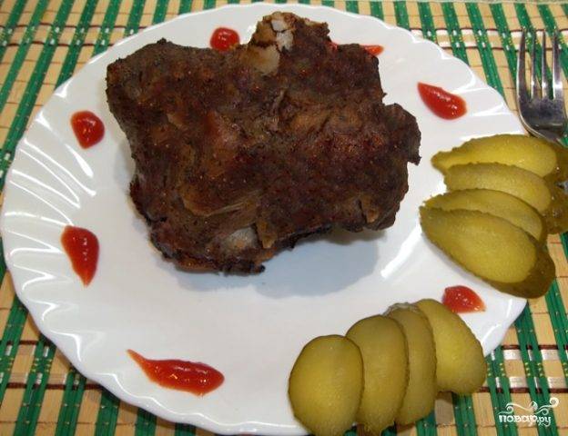 1. Свинина с картошкой, луком и майонезом в духовке