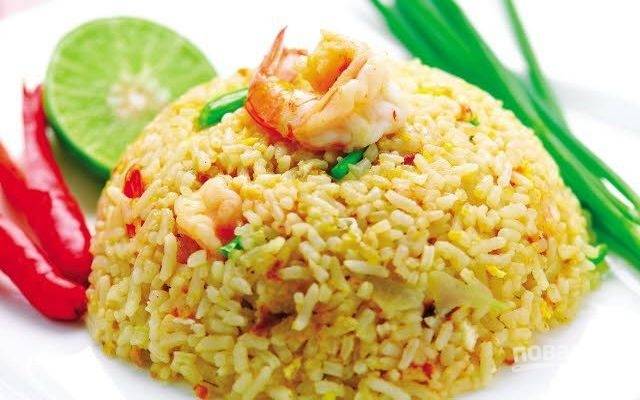 Рис с морепродуктами по-тайски