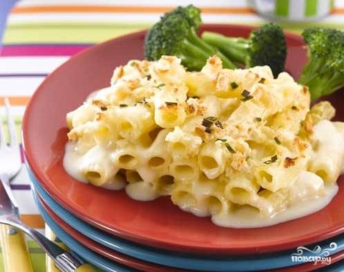 Запеченные макароны с сыром: рецепт быстрого ужина, который стоит копейки | MARIECLAIRE