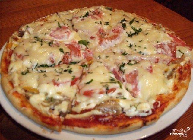 Пицца с колбасой в мультиварке