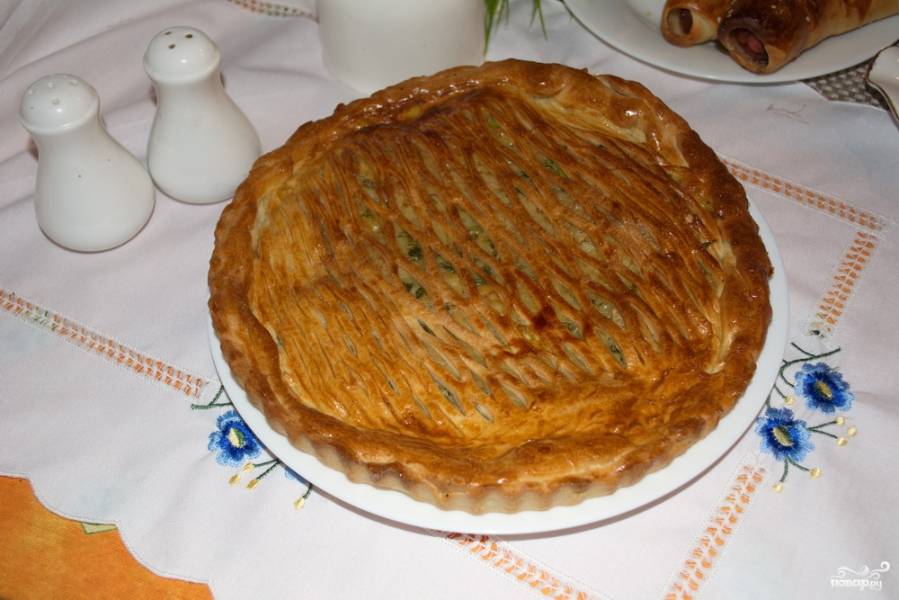 Дрожжевой пирог с сыром фетв и зеленью
