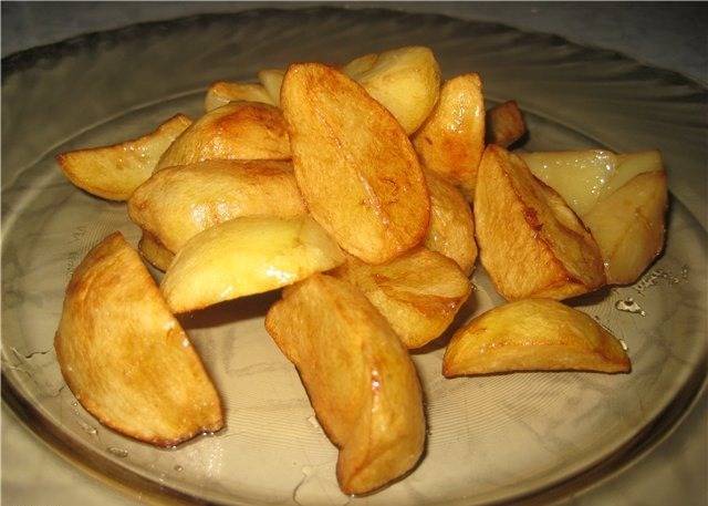 Хрустящие и очень аппетитные дольки картофеля с сыром и беконом, рецепты с фото
