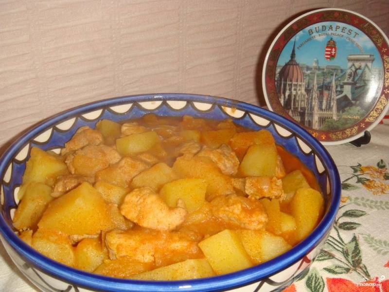 Говядина с картофелем и болгарским перцем