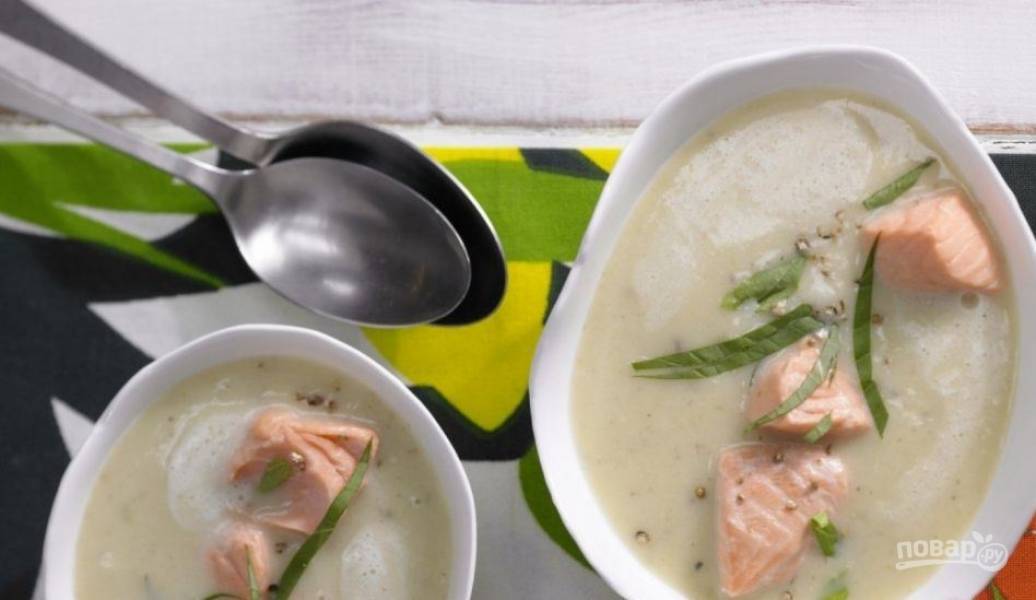 Крем суп с лососем