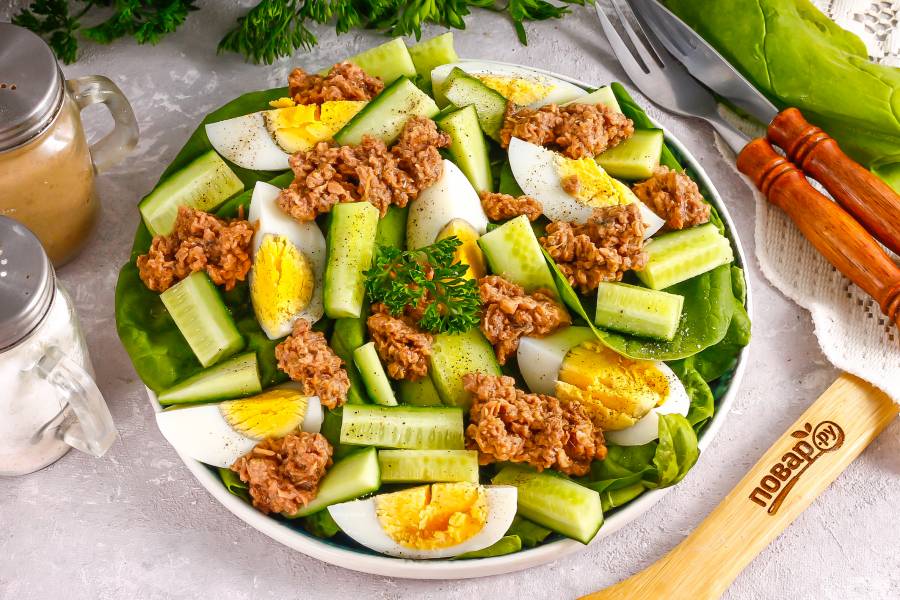 Салат из пекинской капусты с мясом криля – кулинарный рецепт